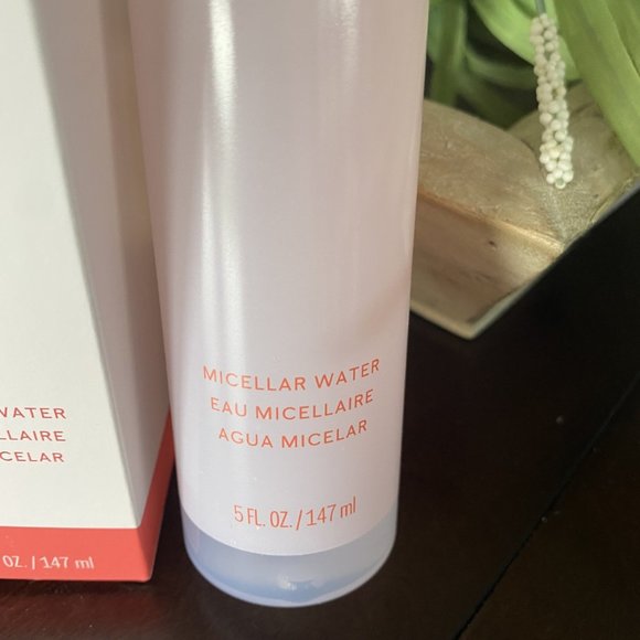Micellar Water 5 FL OZ Mary Kay - Picture 5 of 7